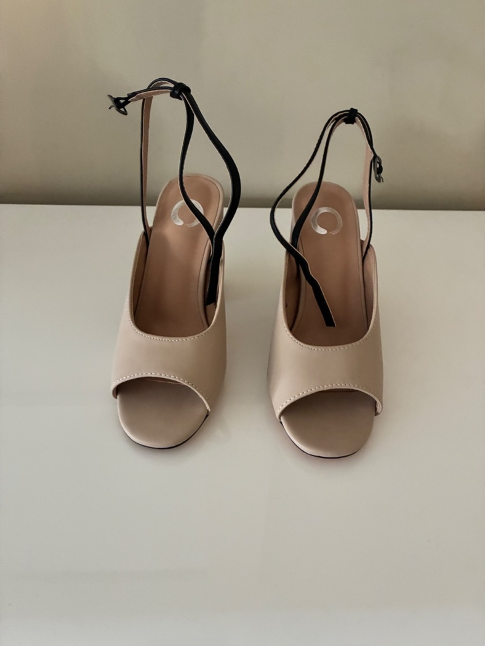 Journee Collection sandals - Picture 2 of 4